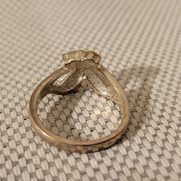 Ring - Picture 4 of 6